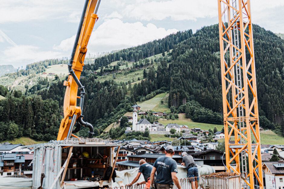 Baustelle Teamlodge 83 mit Aussicht