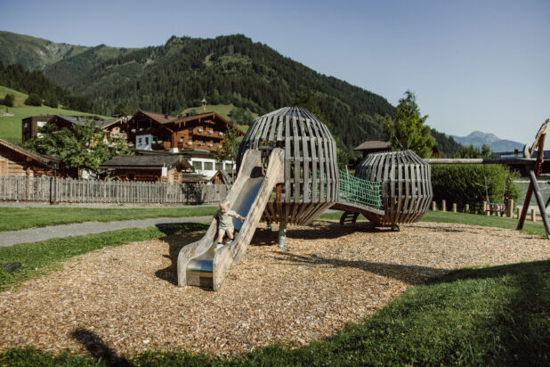 naturspielplatz im Kinderhotel Moar Gut